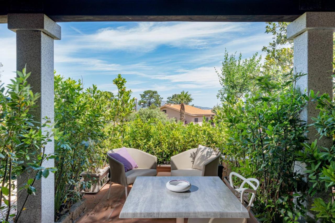 Geco Di Giada Art Suites - Adult Only Porto Rotondo Eksteriør billede