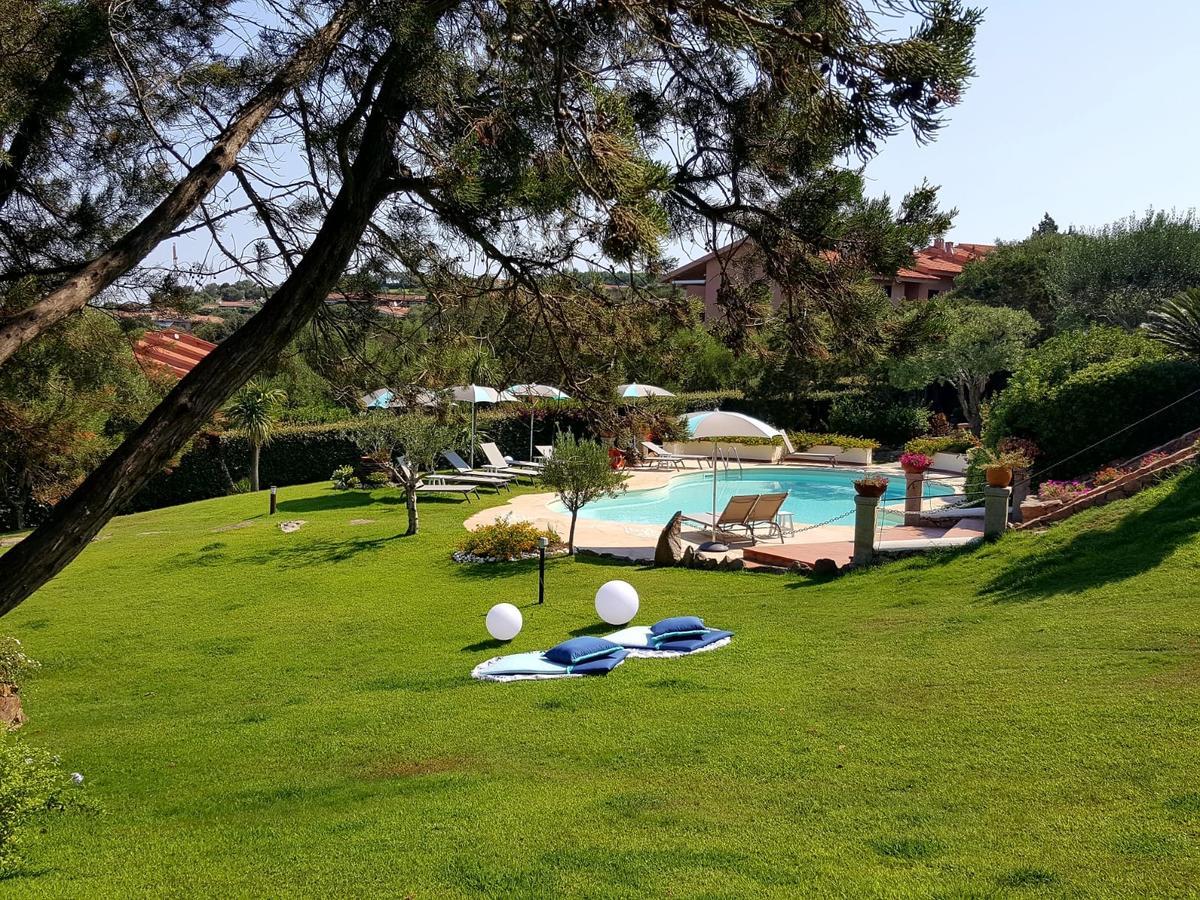 Geco Di Giada Art Suites - Adult Only Porto Rotondo Eksteriør billede