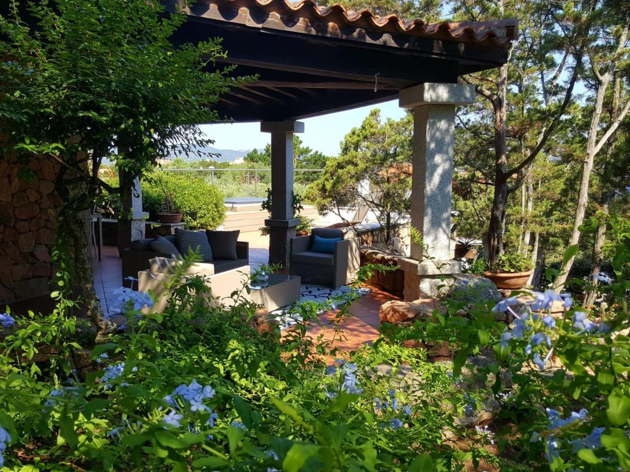 Geco Di Giada Art Suites - Adult Only Porto Rotondo Eksteriør billede