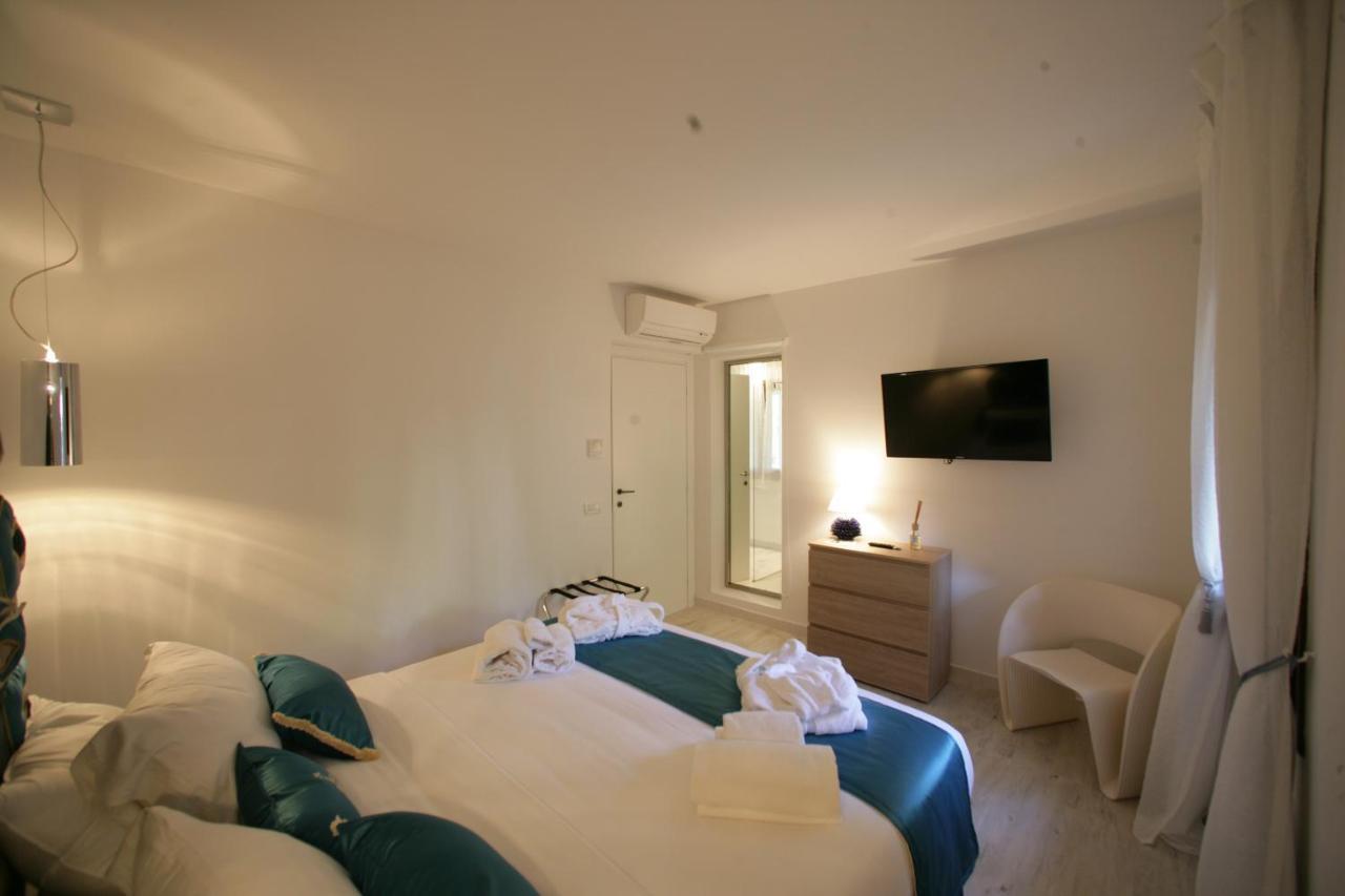 Geco Di Giada Art Suites - Adult Only Porto Rotondo Eksteriør billede