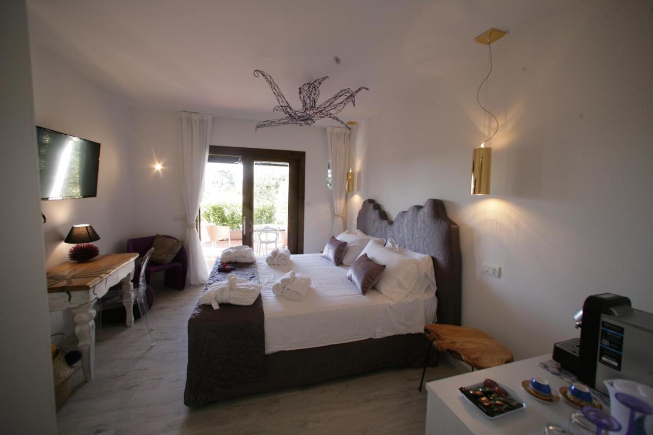 Geco Di Giada Art Suites - Adult Only Porto Rotondo Eksteriør billede